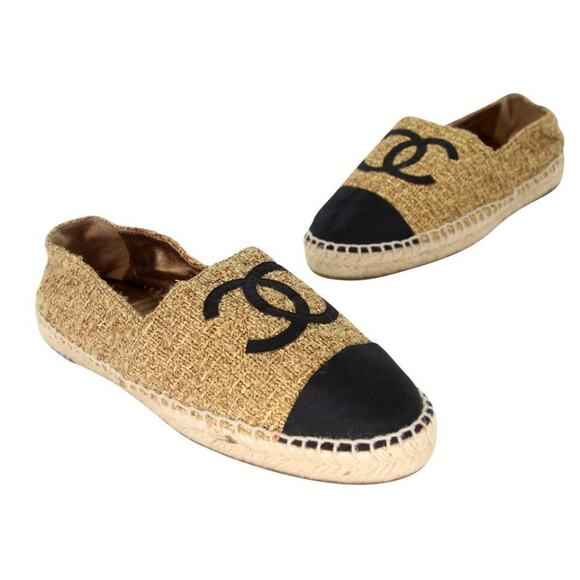 Chanel Crinkled 37 Tweed Cap Toe Runway Rare CC Flats CC-0712N-0009 - Picture 2 of 12